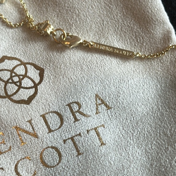 Kendra Scott Meadow Necklace NWT gold with pink adjustable length - Picture 8 of 10